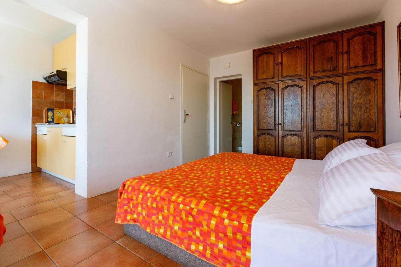 Apartments Loncaric Криквеница Екстериор снимка