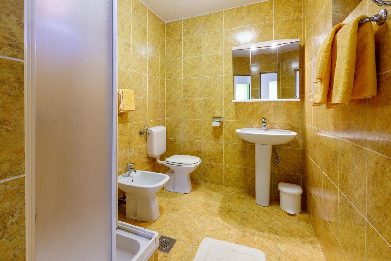Apartments Loncaric Криквеница Екстериор снимка