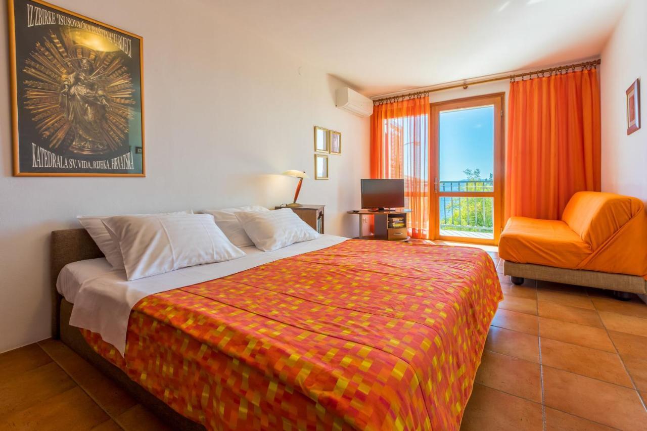 Apartments Loncaric Криквеница Екстериор снимка
